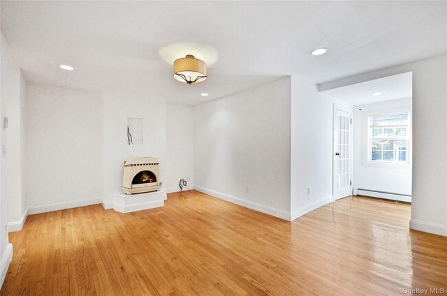 Building Photo - 29 S Eckar St