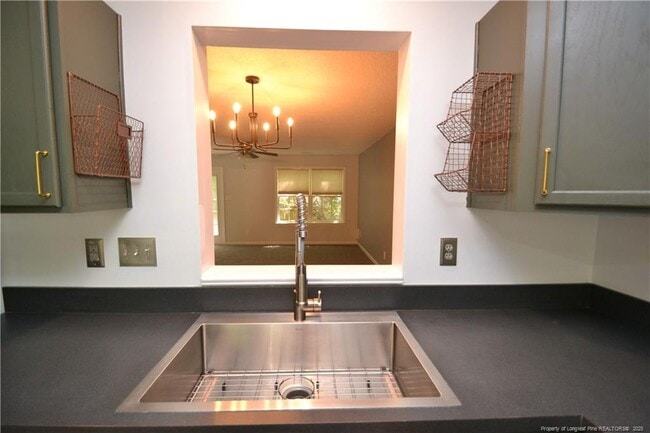 Building Photo - 308 Black Bird Ct