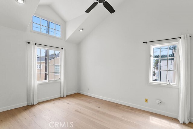 Building Photo - 426 Goldenrod Ave