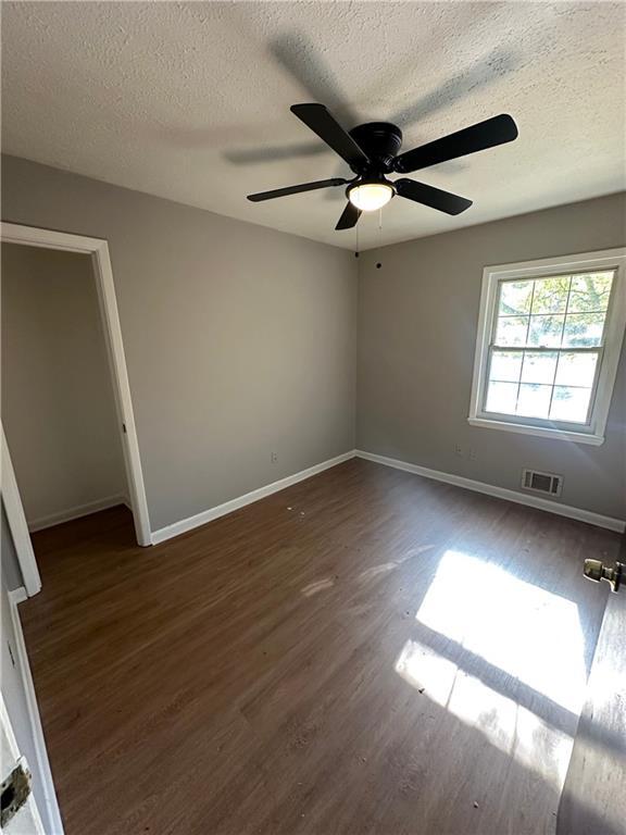 Building Photo - 6624 Stark Ct