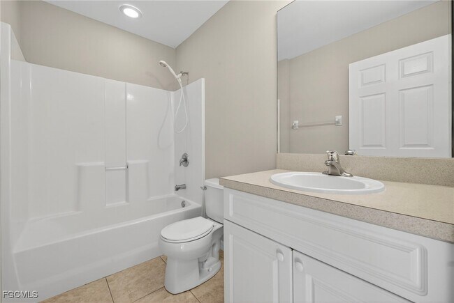 Building Photo - 408 NW 17th Ave