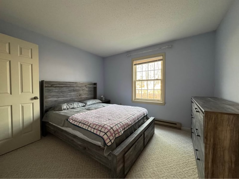 Building Photo - 26 Somerset