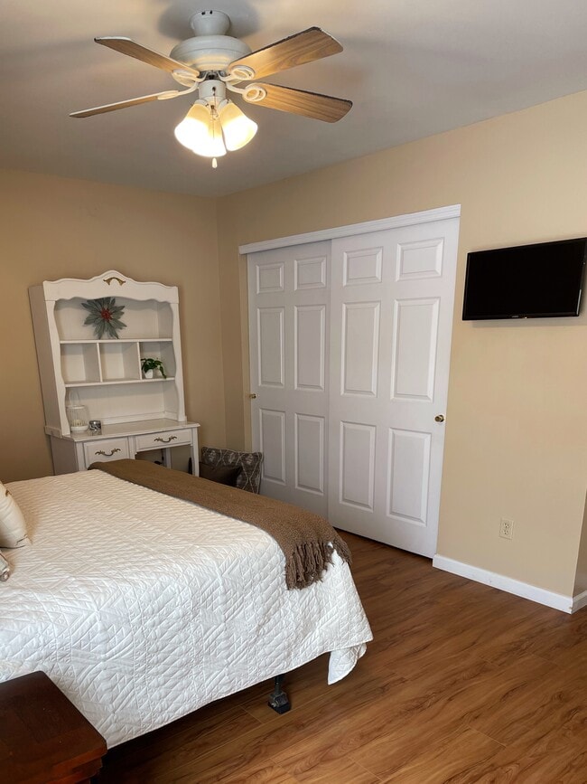 Building Photo - 16 Sea Pines Ct