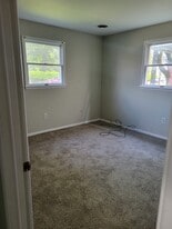 Building Photo - 4822 Kutztown Rd