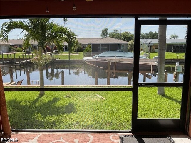 Building Photo - 4919 Victoria Dr