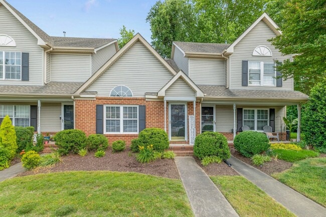 Primary Photo - Modern Comfort in the Heart of Chesapeake ...