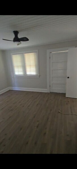 Building Photo - 4250 Ayers Rd