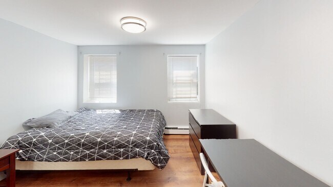 Building Photo - Fully Renovated 4BR/1.5BA on Science Hill | New Everything | Steps to Yale