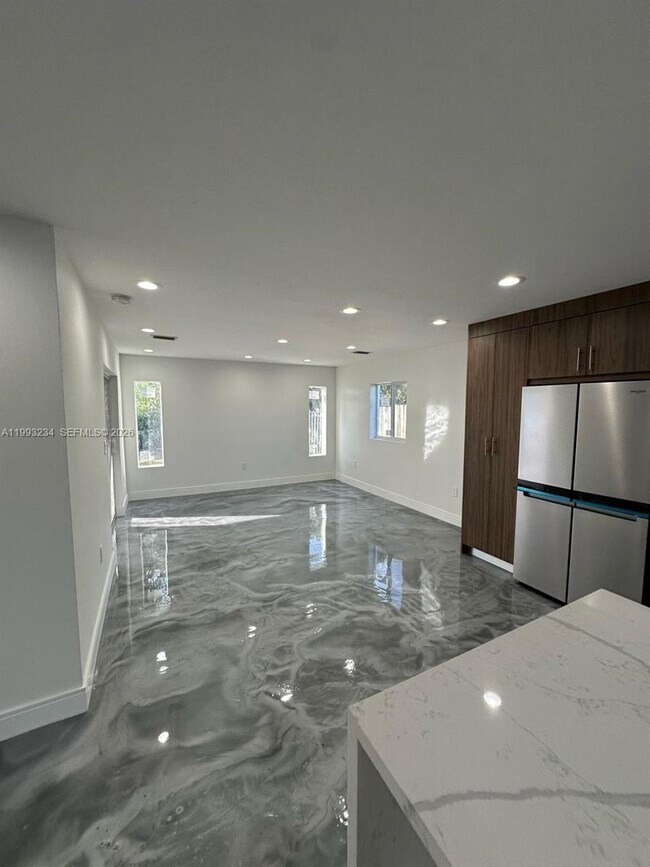 Building Photo - 2110 NW 91st Terrace