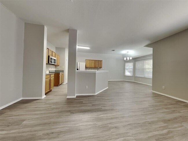 Building Photo - 310 Masonwood Dr