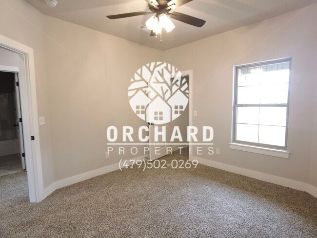 Building Photo - Tontitown - Single-Family Home- Desirable ...