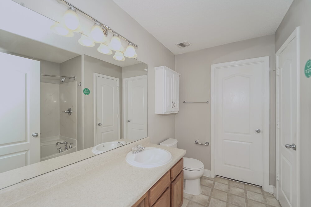 Building Photo - 13636 Coram Pl