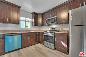 Building Photo - 4822 Hollow Corner Rd