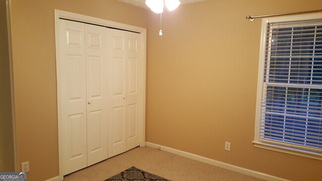 Building Photo - 2807 Forest Wood Dr