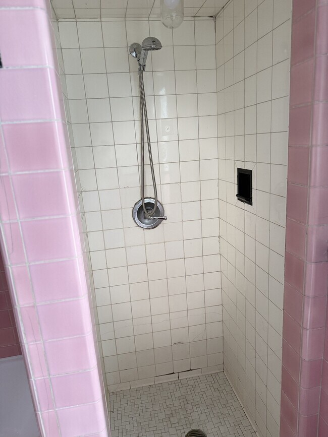 Building Photo - 17612 Prairie St