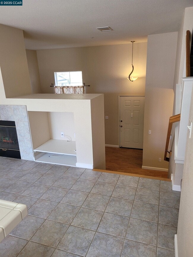 Building Photo - 4764 Central Pkwy