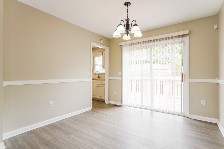 Building Photo - 128 Pondfield Ct