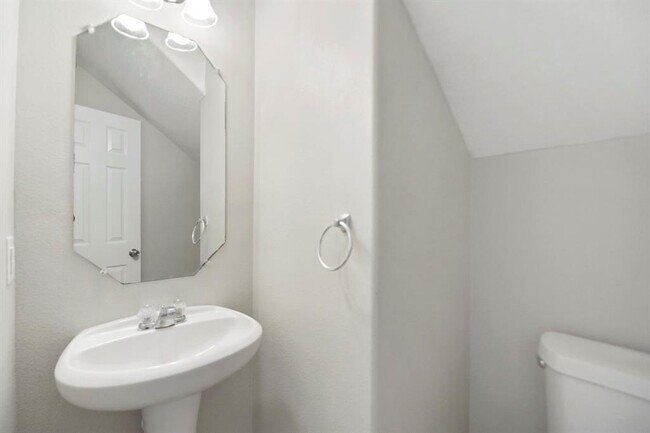 Building Photo - 9820 Lace Flower Way