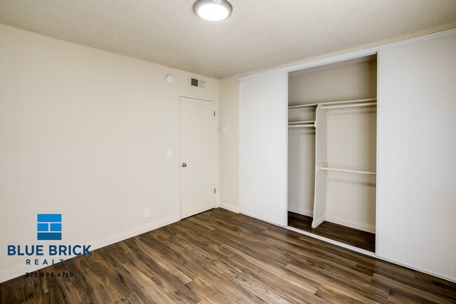 Building Photo - 451 S Harvard Blvd