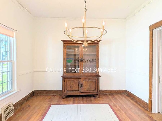 Building Photo - 724 Beall Ave