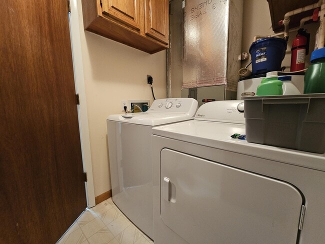 Building Photo - 1413 Ard Brac Pl