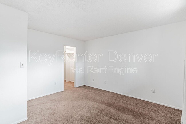 Building Photo - 7185 S Gaylord St