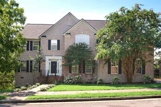 Building Photo - Executive 5BR / 4.5BA Rental In Bellevue