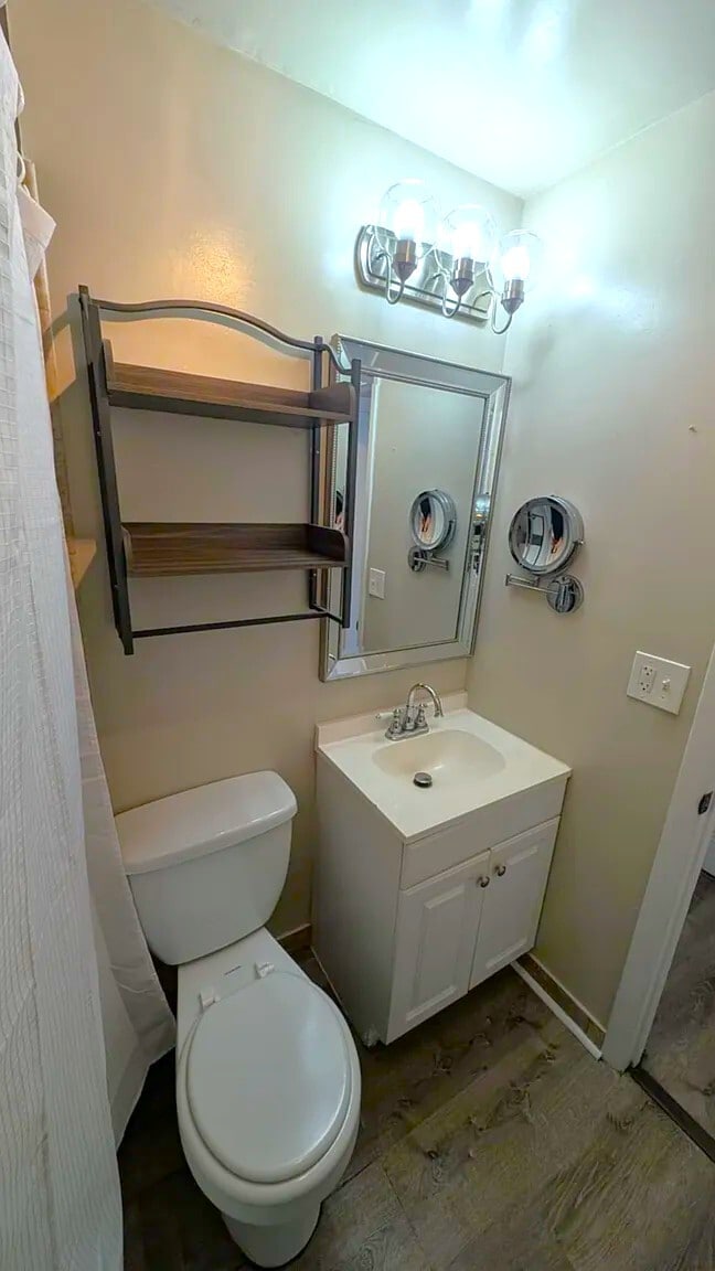 Building Photo - 24862 US Hwy 19 N