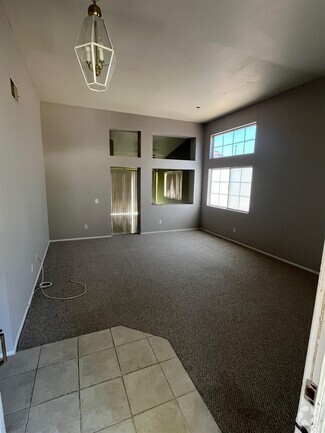 Building Photo - 15571 Amber Pointe Dr
