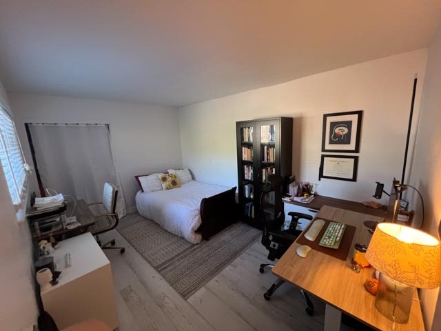 Small Bedroom - 5512 Cathedral Oaks Rd