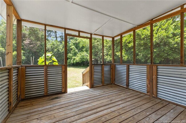 Building Photo - 801 Algood Ave