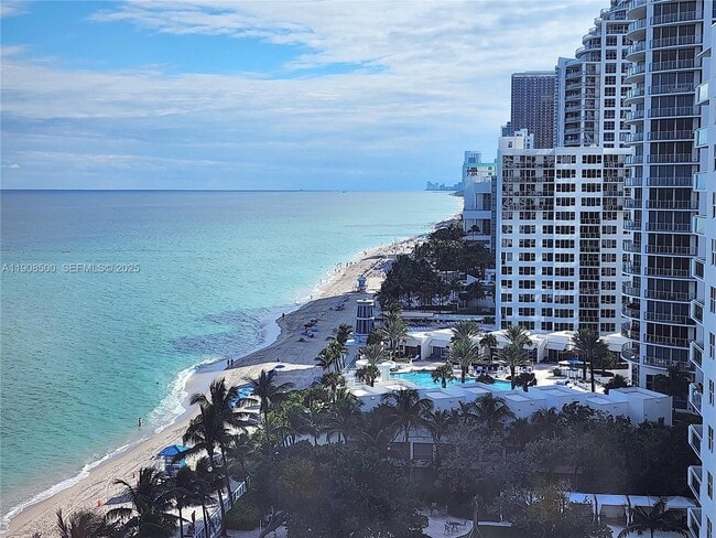 Building Photo - 2751 S Ocean Dr