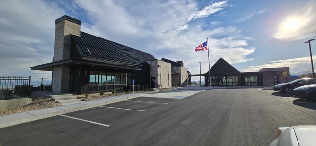Building Photo - 4335 N 325 E