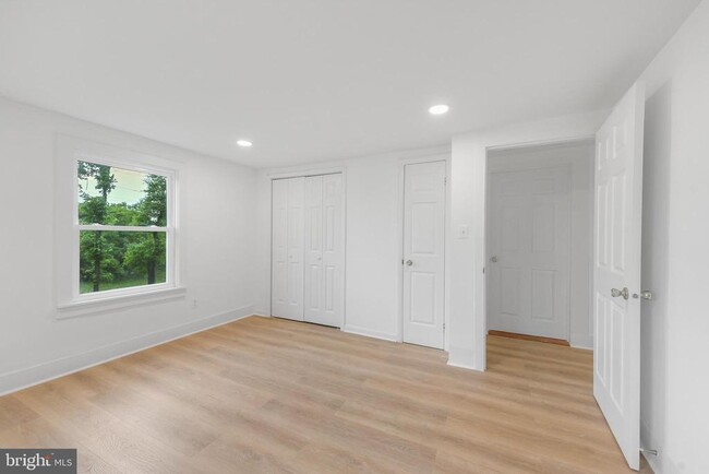 Building Photo - 151 Concert Ln