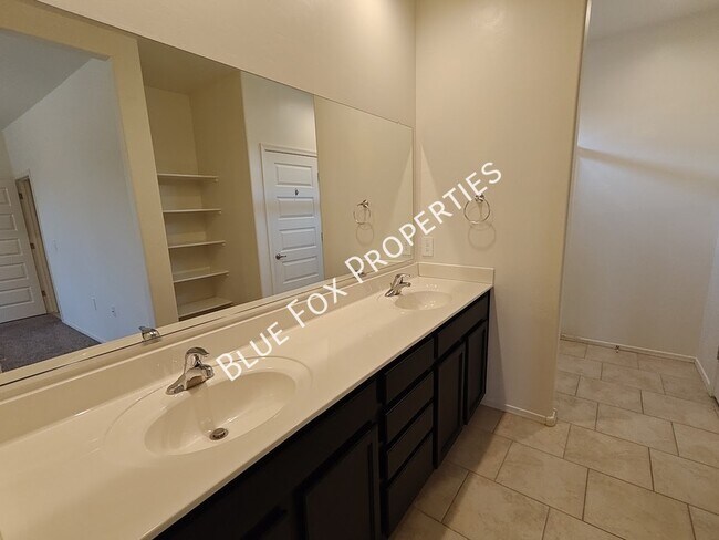 Building Photo - 9280 W Creosote Rain Dr