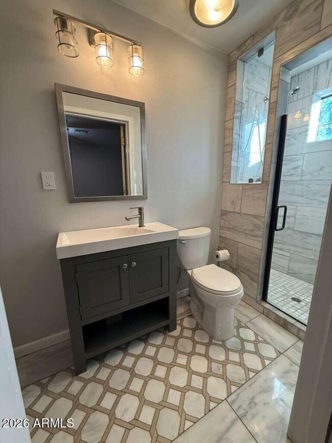 Building Photo - 3110 E 13th St