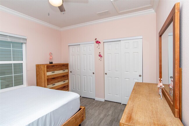 Building Photo - 375 NE Wharf Way