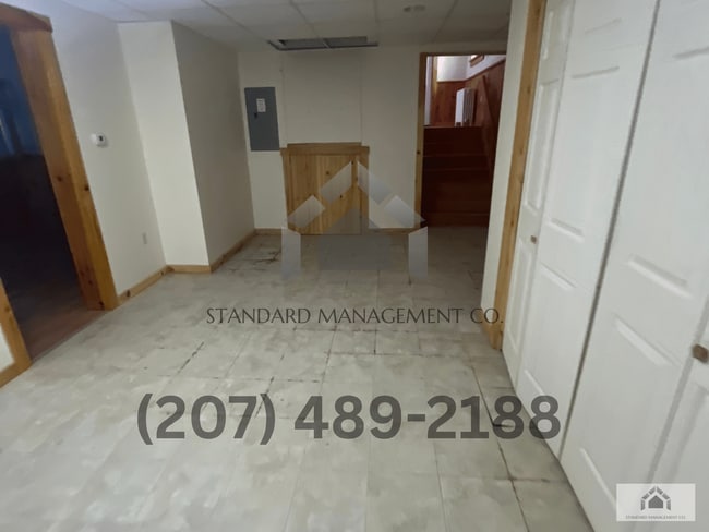 Building Photo - SINGLE FAMILY HOME @ STARKS, ME