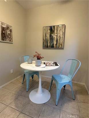 Building Photo - 21931 Burbank Blvd