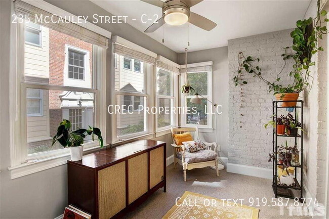 Building Photo - 235 McCauley St