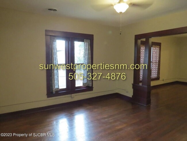 Building Photo - Updated 2 Bedroom House with Carport