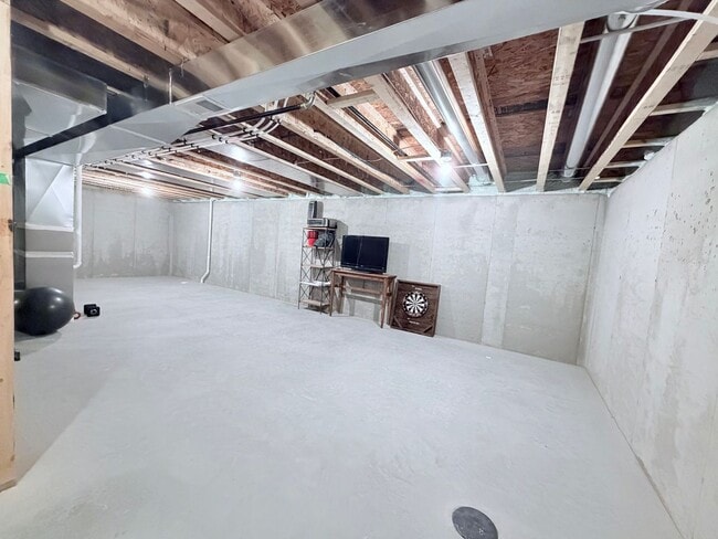 Building Photo - 3 Bed / 2.5 Bath Brand New House in Waunakee, WI!