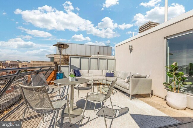 Building Photo - 1515 15th St NW