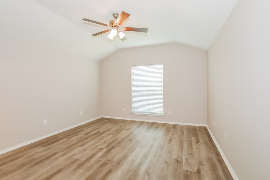 Building Photo - 8809 Sagebrush Trail