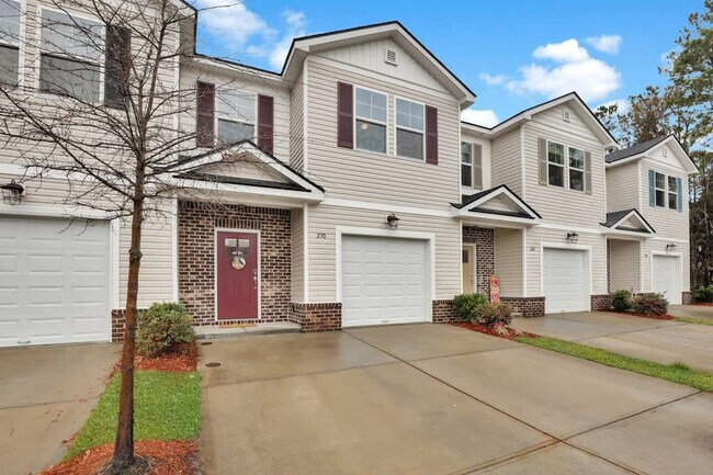 Building Photo - 230 Sonoma Dr