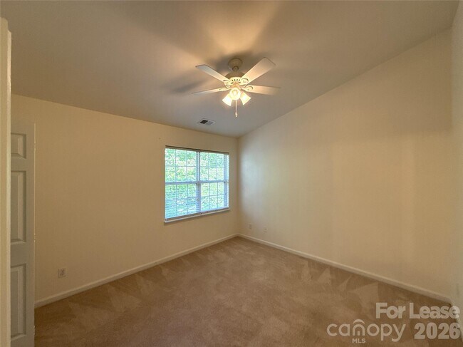 Building Photo - 639 Mountainwater Dr