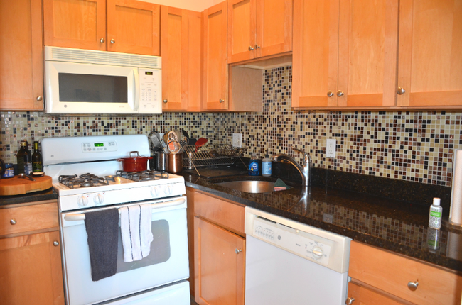 Primary Photo - 1172 Massachusetts Ave