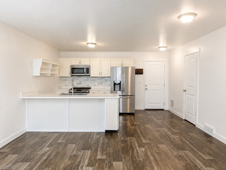 Building Photo - 5176 Aria Ct
