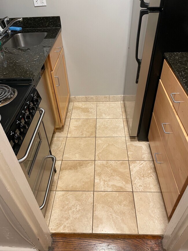 Building Photo - 2141 I St NW