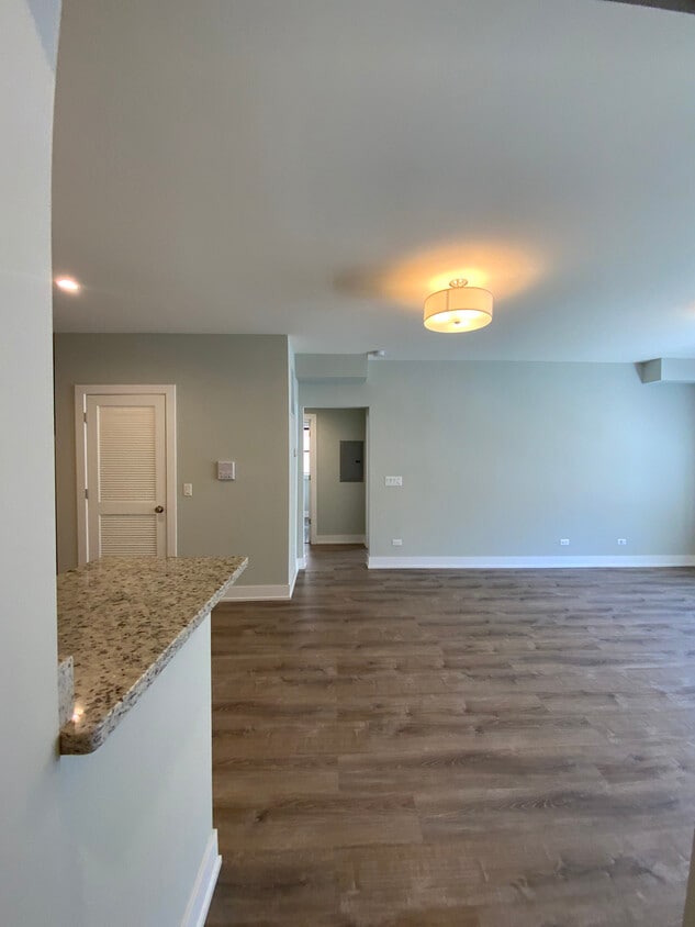 Primary Photo - 1143 Maple Ave